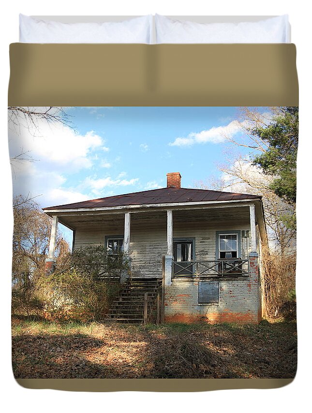 Mill House Duvet Cover featuring the photograph Mill House Abandoned 2 by Karen Ruhl