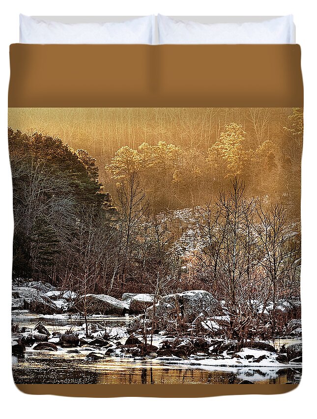 2016 Duvet Cover featuring the photograph Millstream Gardens Conservation Area in Missouri by Robert Charity