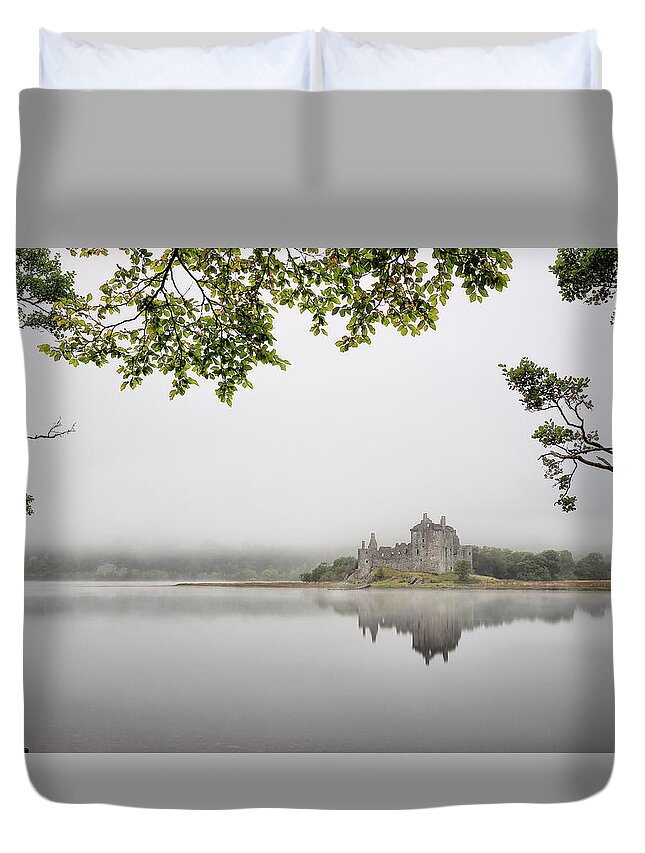 Kilchurn Castle Duvet Cover featuring the photograph Misty Castle by Grant Glendinning