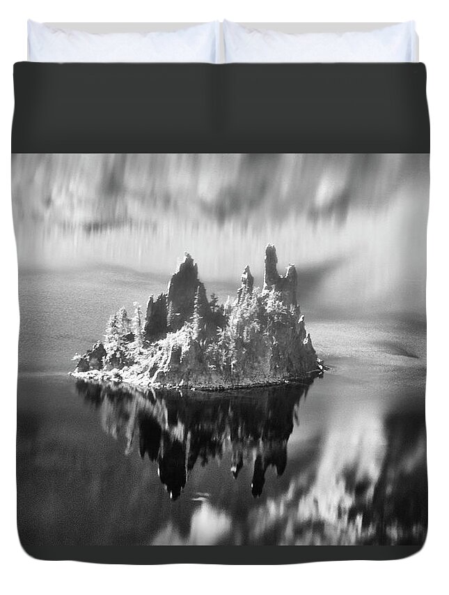 Crater Lake Duvet Cover featuring the photograph Misty Phantom Ship Island Crater Lake B W by Frank Wilson