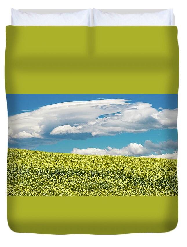 Montana Duvet Cover featuring the photograph Montana Sky by Darren White