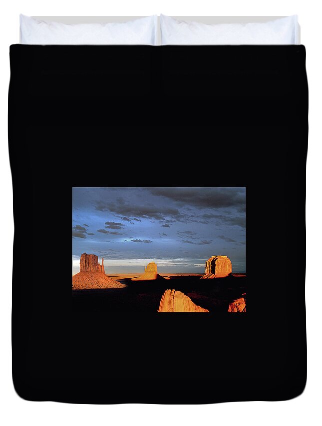 Sunlit Duvet Cover featuring the photograph Monument Valley Late PM by JustJeffAz Photography