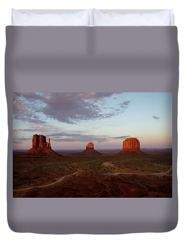 Monument Valley Duvet Cover featuring the photograph Monumental Sunset by Gales Of November