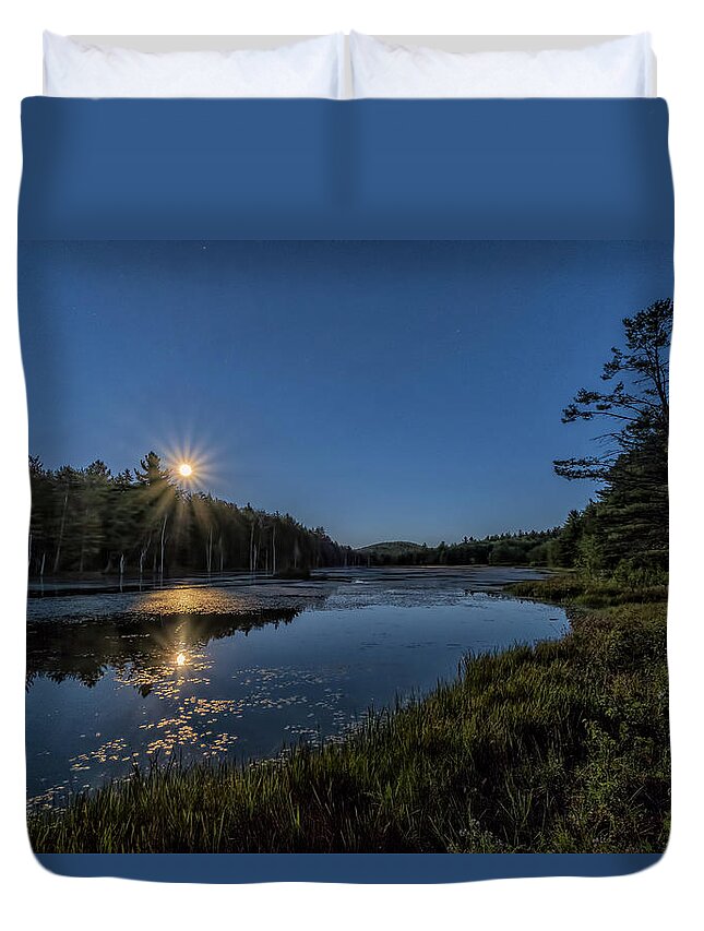 Marlboro Duvet Cover featuring the photograph Moon On North Pond Road by Tom Singleton