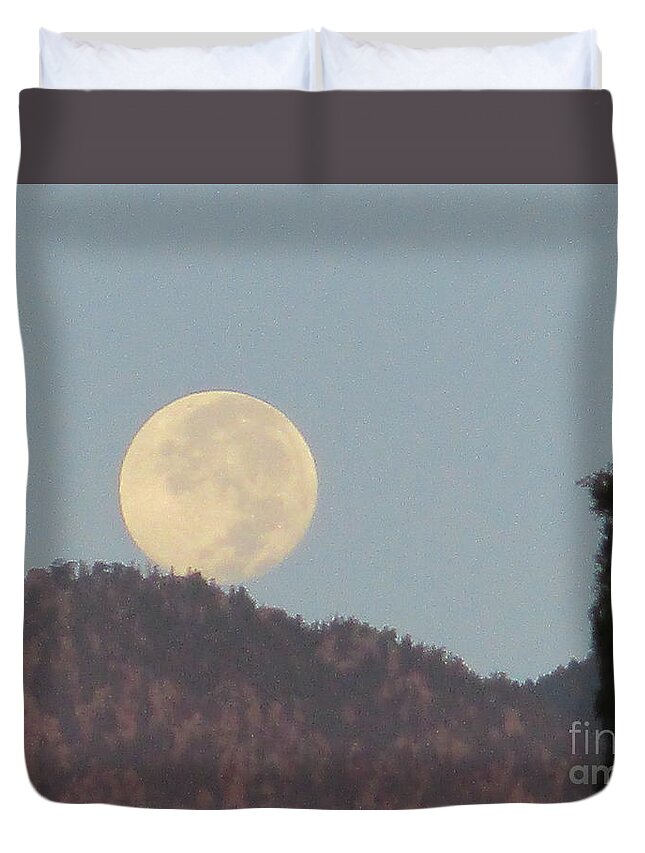 Moonset Duvet Cover featuring the photograph Moonset 3 by Randall Weidner