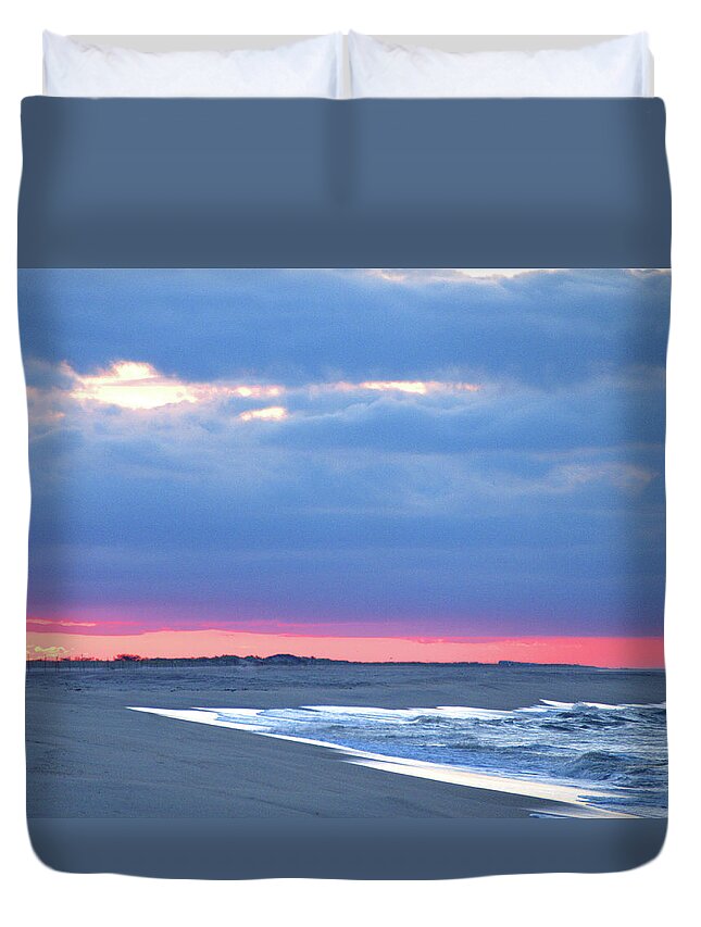 Seas Duvet Cover featuring the photograph Morning Clouds I I by Newwwman