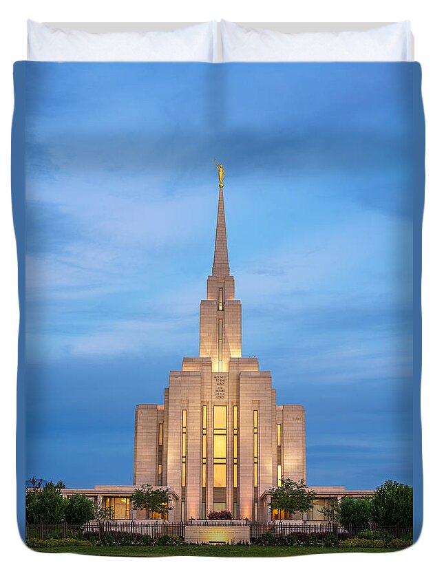 Oquirrh Mountain Temple Duvet Cover featuring the photograph Morning Glory by Dustin LeFevre