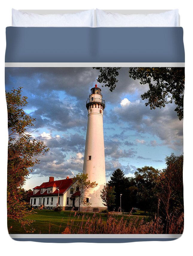Wind Point Lighthouse Duvet Cover featuring the photograph Morning Light On The Light by Janice Adomeit