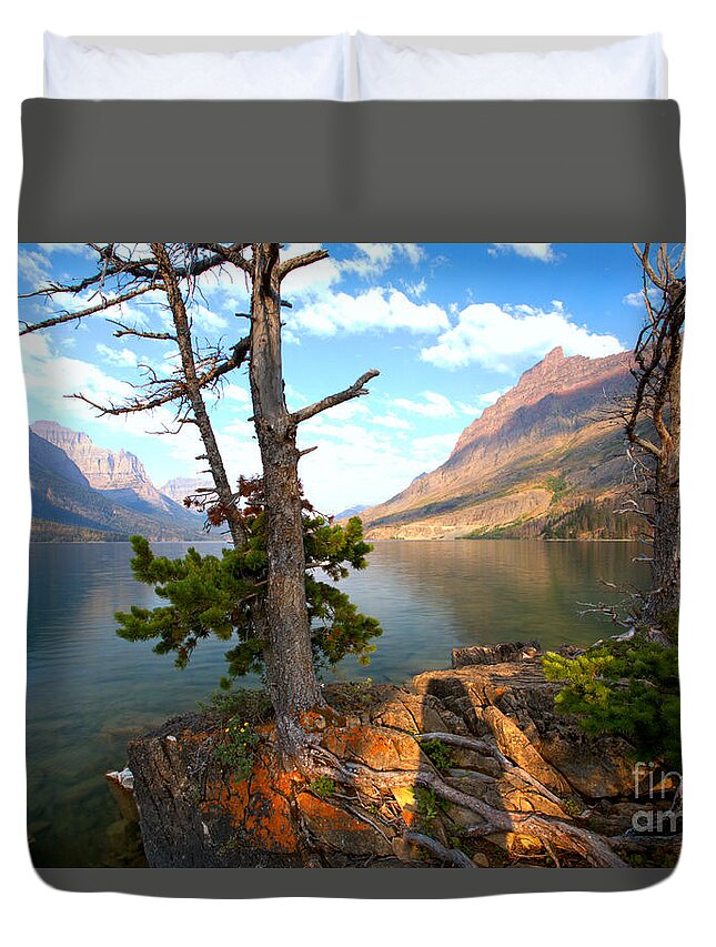 St Mary Duvet Cover featuring the photograph Morning Light Over St. Mary Lake by Adam Jewell