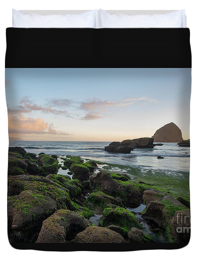 Oregon Coast Duvet Cover featuring the photograph Mossy rocks at the beach by Paul Quinn