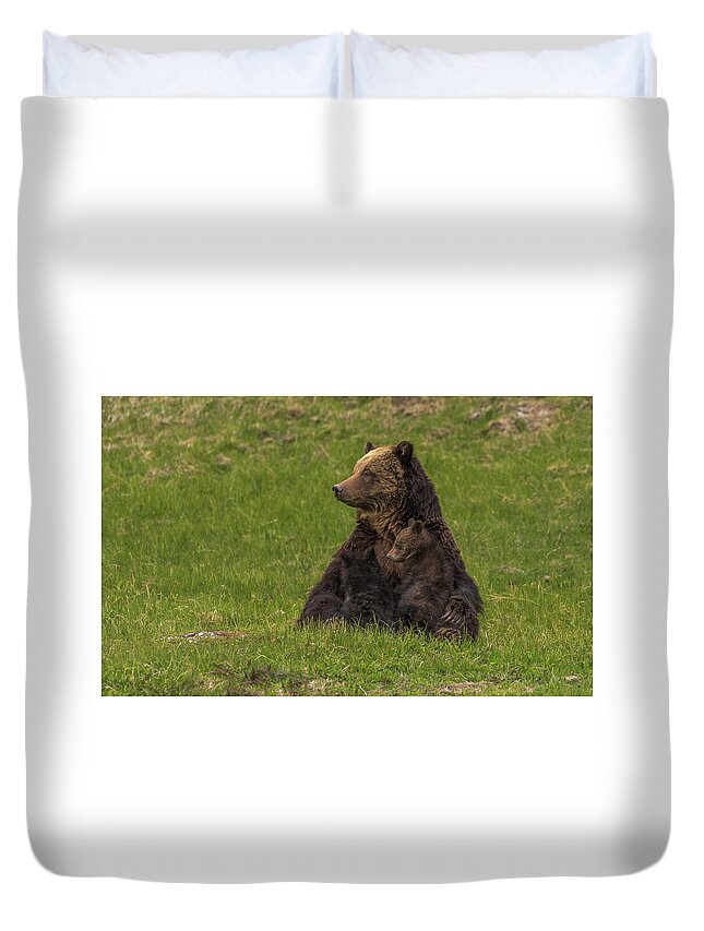 Mother's Day Duvet Cover featuring the photograph Mother's Day In May by Yeates Photography