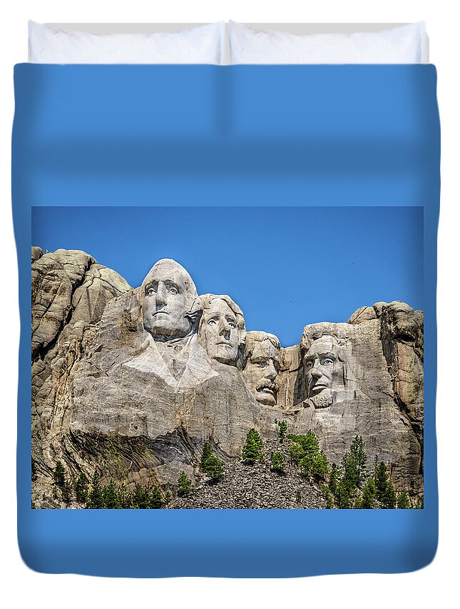 National Memorial Duvet Cover featuring the photograph Mount Rushmore by Jaime Mercado