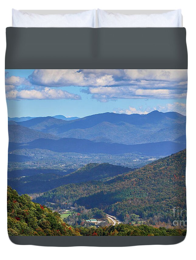 Mountain Duvet Cover featuring the photograph Mountain View by Tom Claud