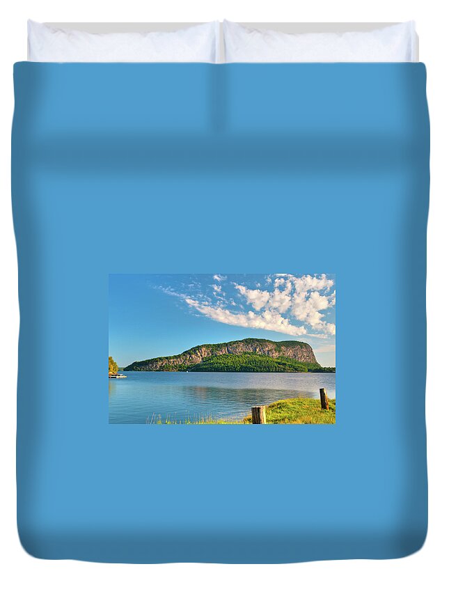 Maine Duvet Cover featuring the photograph Mt Kineo 1504 by Guy Whiteley