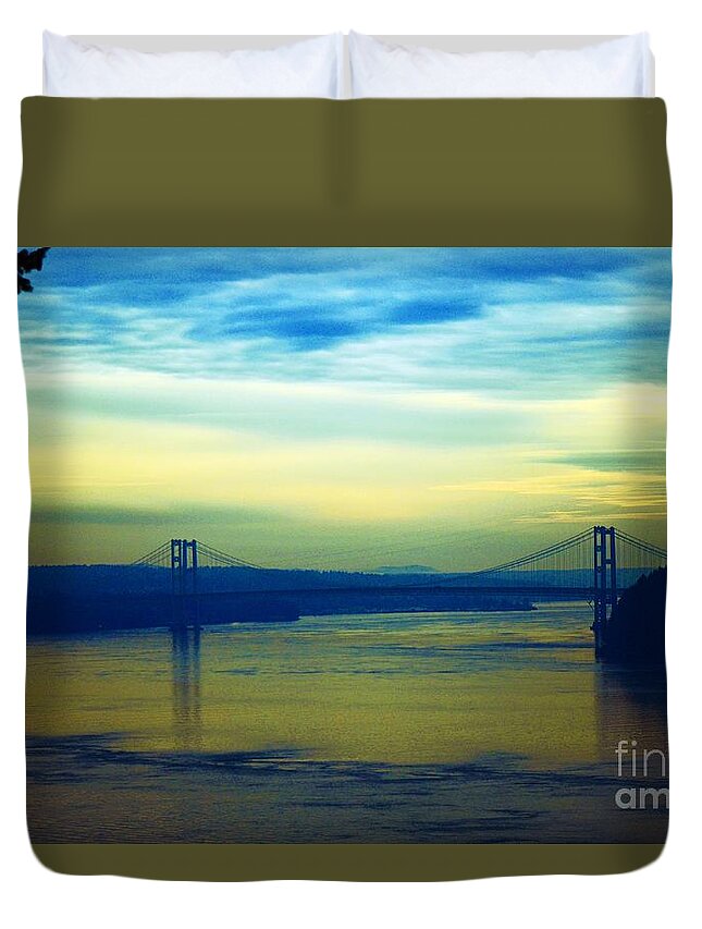 Sunset Duvet Cover featuring the photograph Narrows by Frank Larkin