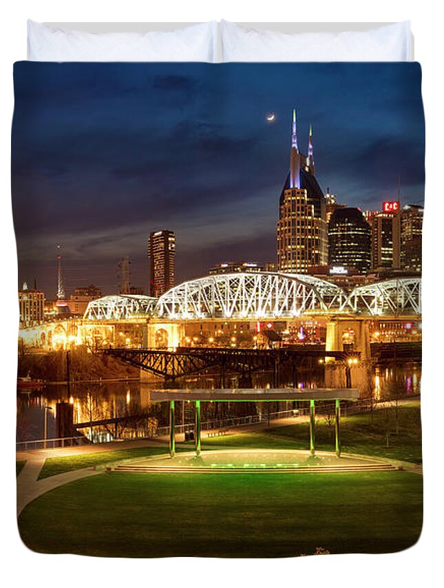 Nashville Duvet Cover featuring the photograph Nashville Twilight Skyline by Brian Jannsen