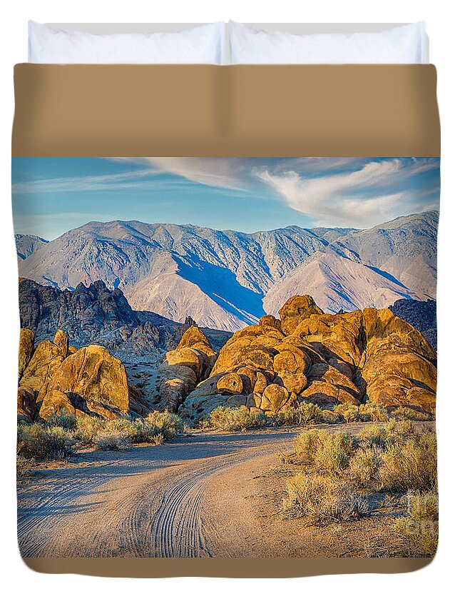 Alabama Hills Duvet Cover featuring the photograph Near Sunset In The Alabama Hills by Mimi Ditchie