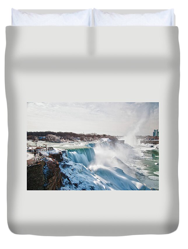 Niagara Falls Duvet Cover featuring the photograph Niagara Falls 4589 by Guy Whiteley