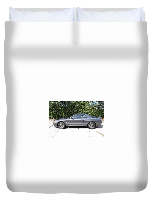 Nissan Skyline Gt-r Duvet Cover featuring the photograph Nissan Skyline GT-R by Jackie Russo