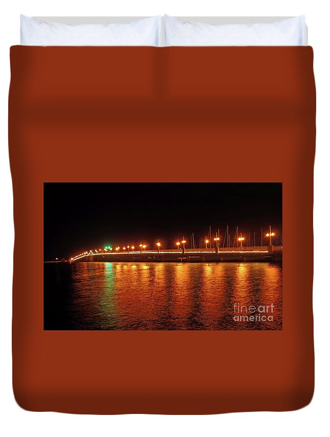 Bridge Of Lions Duvet Cover featuring the photograph North Side Of The Bridge Of Lions by D Hackett