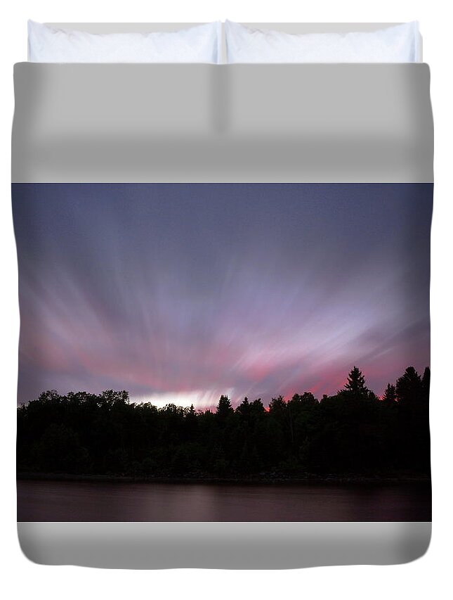Sunset Duvet Cover featuring the photograph Northern Sky by Harry Moulton