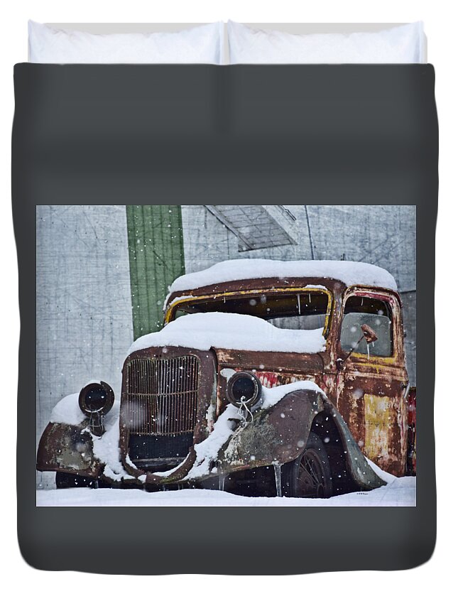 Not Moving Duvet Cover featuring the photograph Not Moving by Kathy M Krause