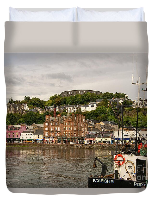 Oban Duvet Cover featuring the photograph Oban Harbour Two by Bob Phillips