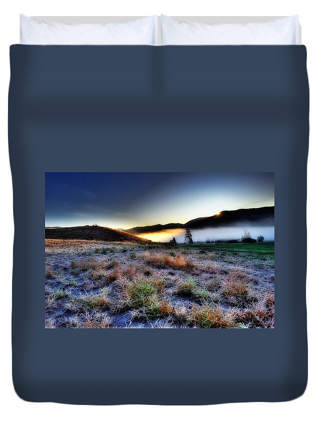 Landscape Duvet Cover featuring the photograph Octobers First Frost by Paul W Sharpe Aka Wizard of Wonders