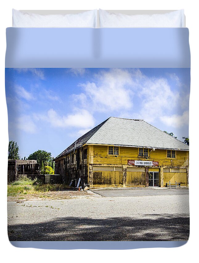  Duvet Cover featuring the photograph Old Country Store by Bruce Bottomley