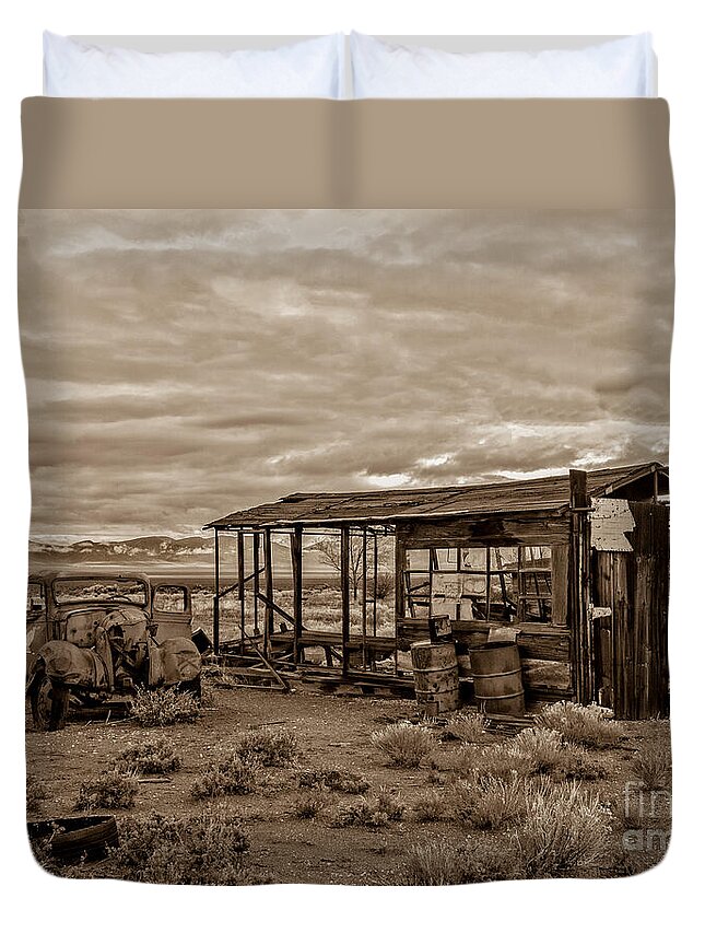 Transportation Duvet Cover featuring the photograph Old Schellbourne Station by Robert Bales