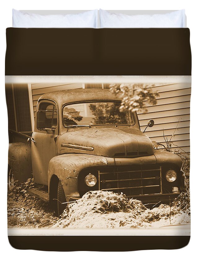 Old Truck Duvet Cover featuring the photograph Old Truck by Gerald Kloss