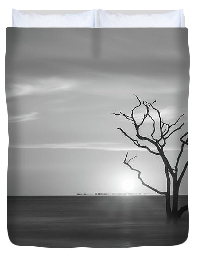Boneyard Beach Duvet Cover featuring the photograph On The Horizon BW by Michael Ver Sprill