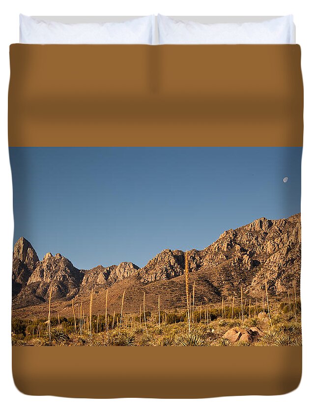 Aguirre Springs Duvet Cover featuring the photograph Organ Mountans at Sunrise-3 by Alan Vance Ley