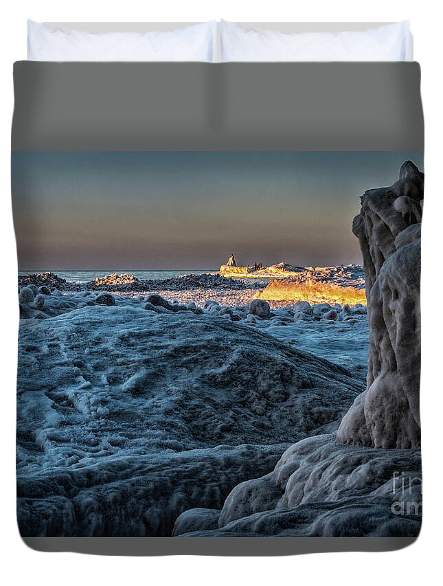Sky Duvet Cover featuring the photograph Other Worldly by Joann Long
