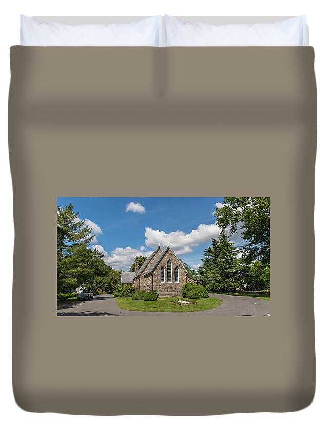 Landscape Duvet Cover featuring the photograph Oxford Church by Charles Kraus