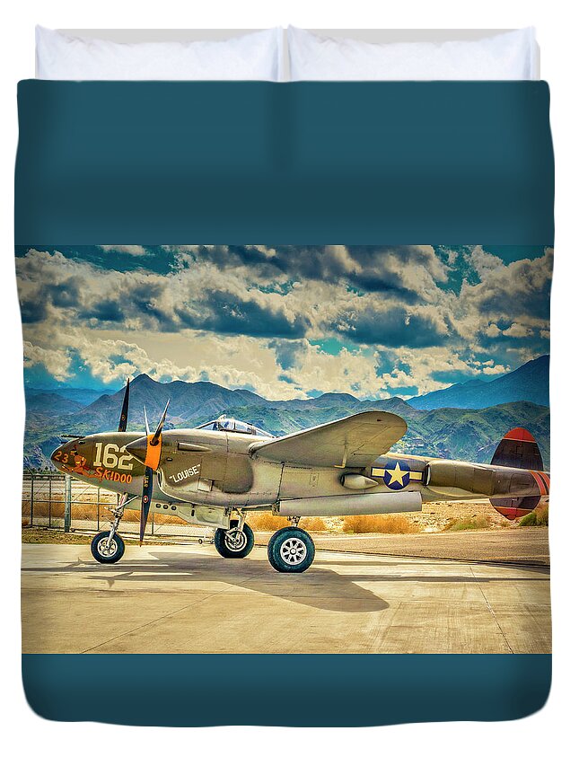 P-38 Lightening Duvet Cover featuring the photograph P38 Fly In by Sandra Selle Rodriguez