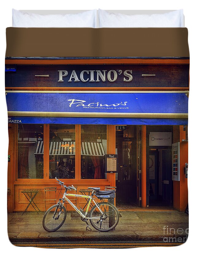 Bicycle Duvet Cover featuring the photograph Pacino's Garda Bicycle by Craig J Satterlee