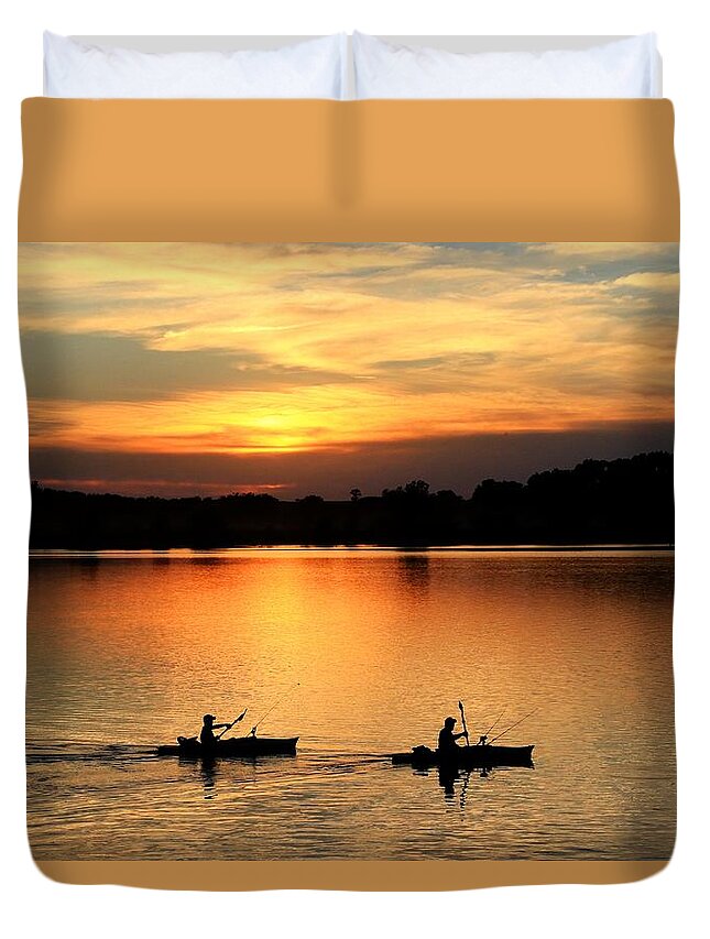 Kayak Duvet Cover featuring the photograph Paddling Back To Camp by J Laughlin