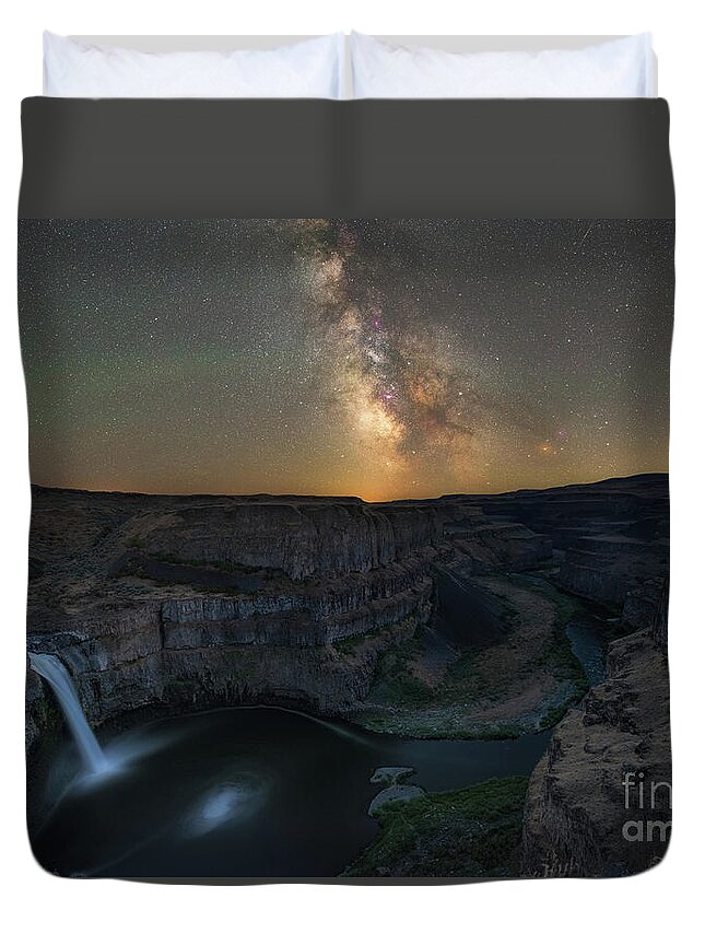 Palouse Falls Duvet Cover featuring the photograph Palouse Falls Milky Way Galaxy by Michael Ver Sprill
