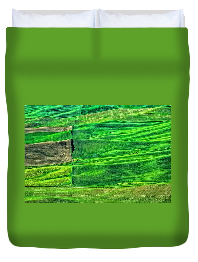 Palouse Duvet Cover featuring the photograph Palouse Fence Line by Ed Broberg