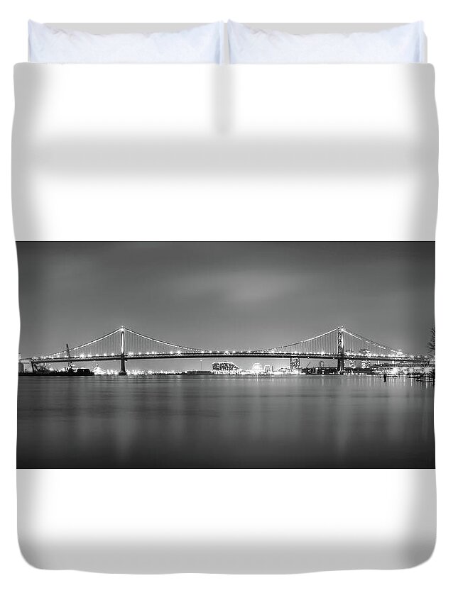 Panorama Duvet Cover featuring the photograph Panorama of the Benjamin Franklin Bridge - Black and White by Bill Cannon