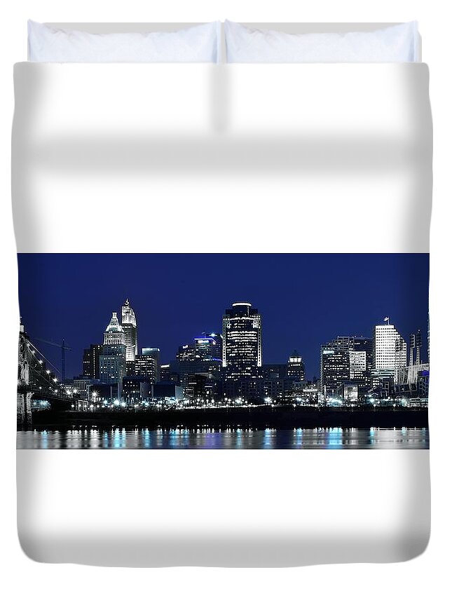 Cincinnati Duvet Cover featuring the photograph Panoramic Blue by Frozen in Time Fine Art Photography