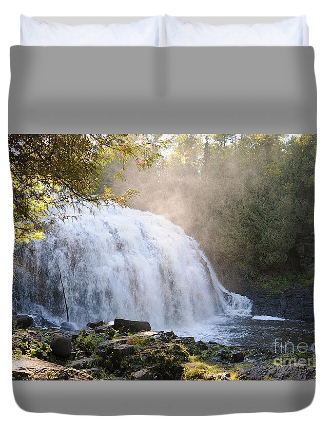 Falls Duvet Cover featuring the photograph Partridge Falls by Sandra Updyke