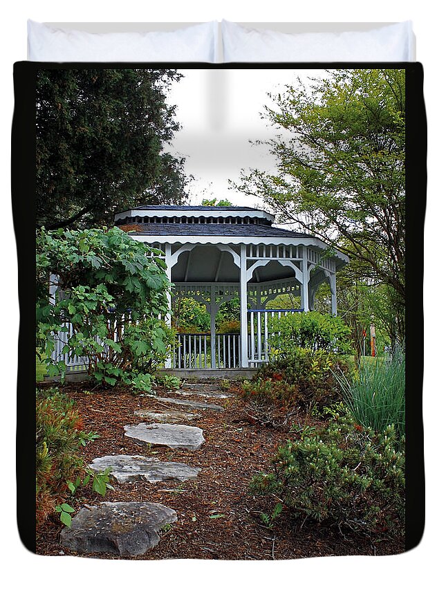 Landscape Duvet Cover featuring the photograph Path to the Gazebo by Todd Blanchard