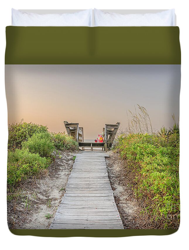Beach Duvet Cover featuring the photograph Path to the Sea by Elvis Vaughn