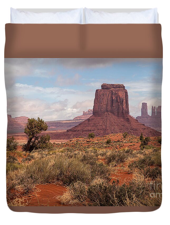 Monument Valley Duvet Cover featuring the photograph Peace in the Valley by Jim Garrison