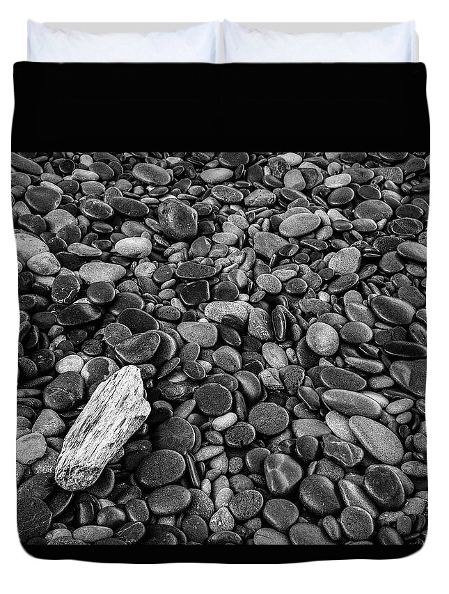 Ruby Beach Duvet Cover featuring the photograph Pebbles and Rocks by Jon Glaser