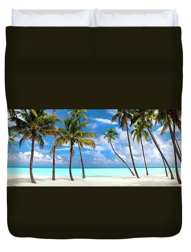 Tropical Duvet Cover featuring the photograph Perfect Beach by Sean Davey