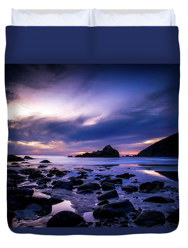 Landscape Duvet Cover featuring the photograph Pfeiffer Beach by Aileen Savage