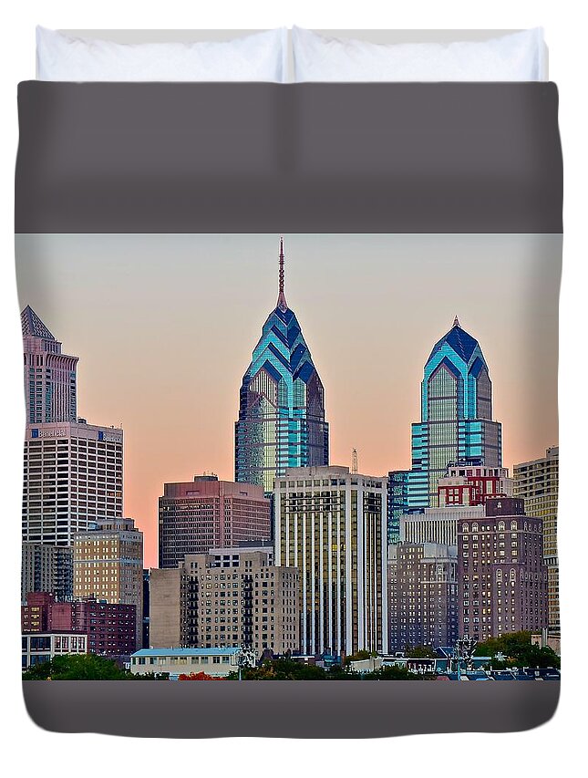 Philadelphia Duvet Cover featuring the photograph Philly at Sunset by Frozen in Time Fine Art Photography